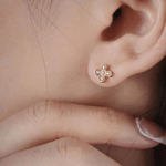 Load image into Gallery viewer, Petite Quatrefoil 18K Yellow Gold Diamond Stud Earrings