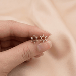 Load image into Gallery viewer, Minimalist Open Star Diamond Stud Earrings in 18K Rose Gold