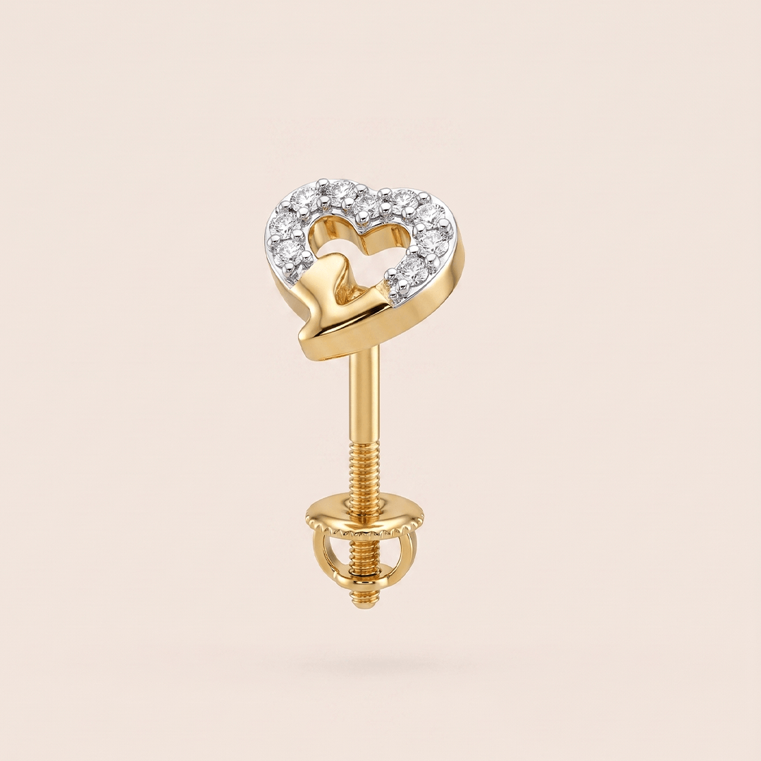 Chic Half-Pavé Diamond Heart Nose Pin in 18K Yellow Gold