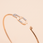 Load image into Gallery viewer, Chic Diamond Safety Pin Motif Openable Bangle in 18K Rose Gold
