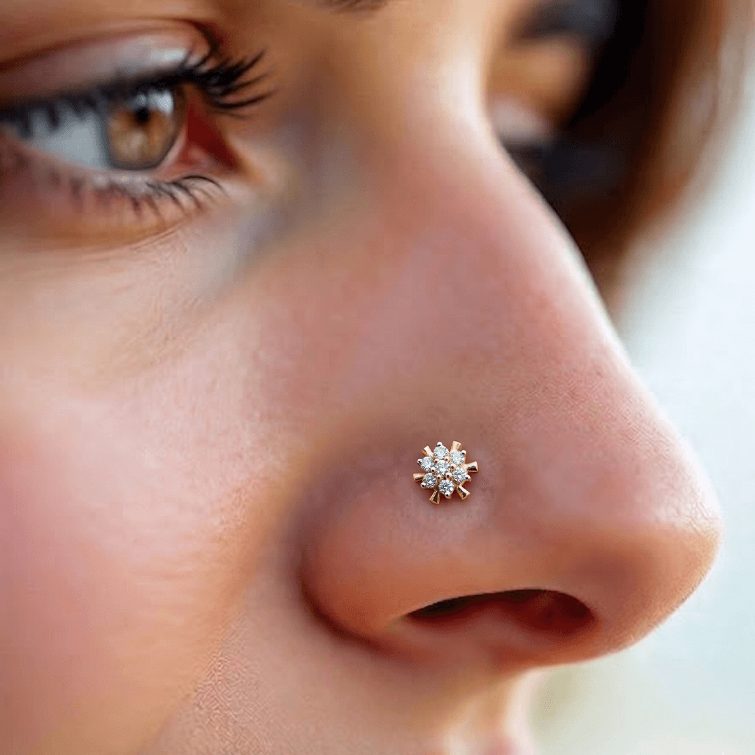 Brilliant diamond starburst cluster nose pin in 18k yellow gold