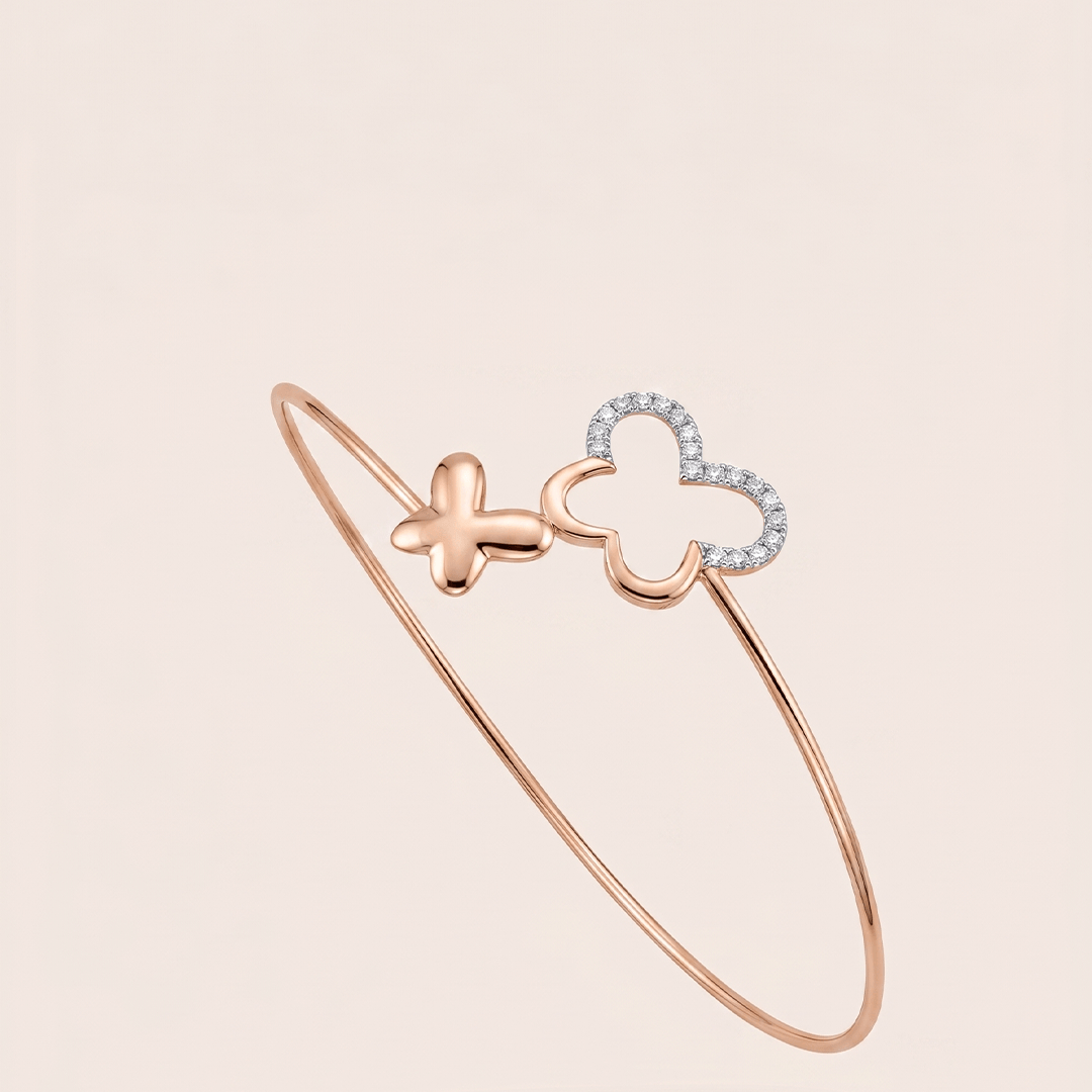 Romantic Diamond Interlocking Clover Bangle in 18K Rose Gold