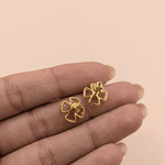 Load image into Gallery viewer, Open Petal Blossom 18K Yellow Gold Diamond Stud Earrings
