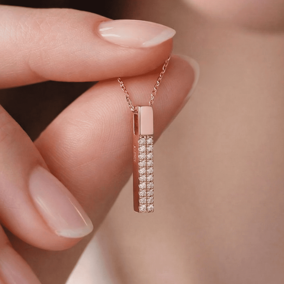 Aurora Diamond Bar Pendant in 18K Rose Gold
