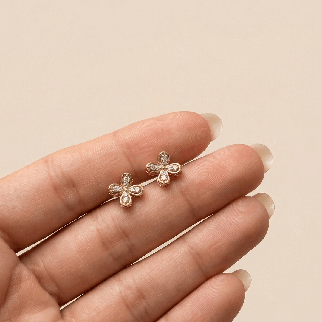 Petite Quatrefoil 18K Yellow Gold Diamond Stud Earrings