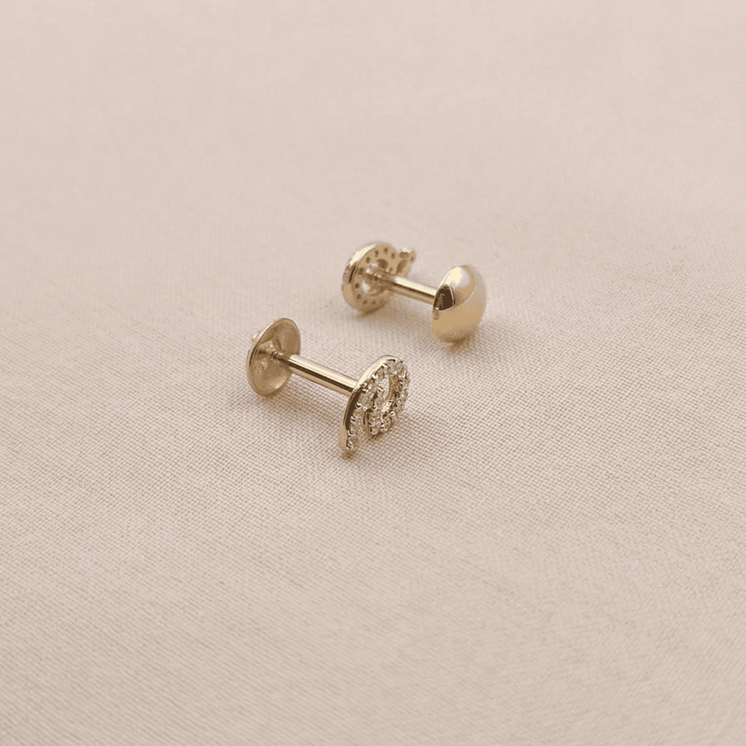 Delicate Swirl Diamond Stud Earrings in 18K Yellow Gold