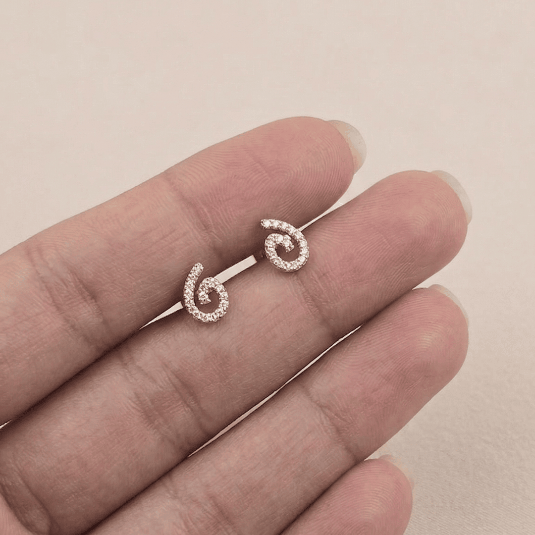 Delicate Swirl Diamond Stud Earrings in 18K Yellow Gold