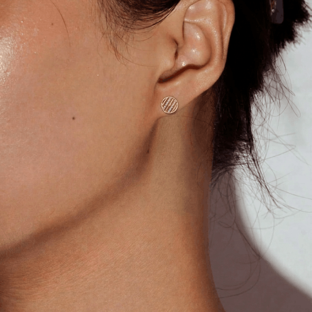 Modern geometric striped disc diamond stud earrings in 18k rose gold