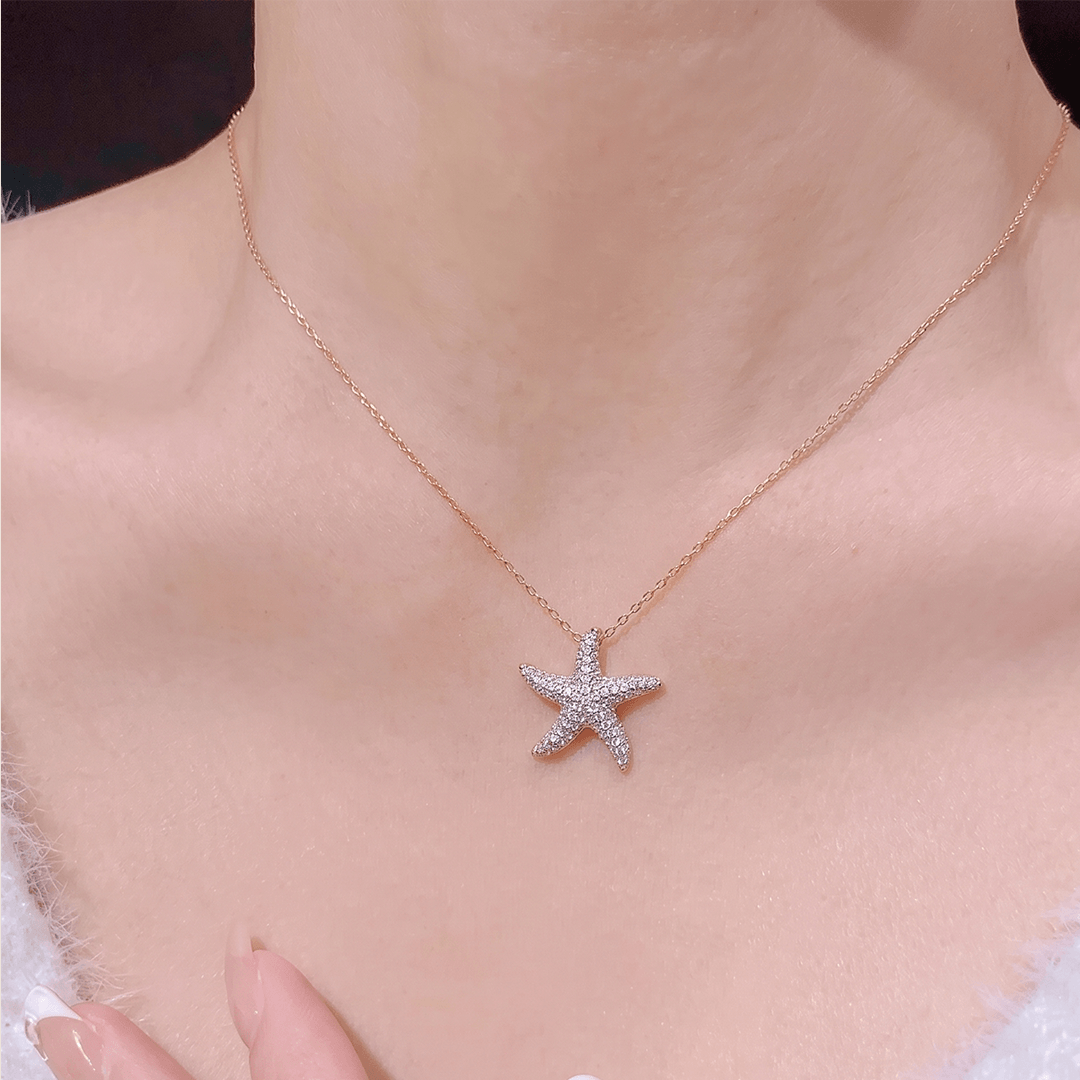 Sparkling Pavé Diamond Starfish Necklace in 18K Yellow Gold