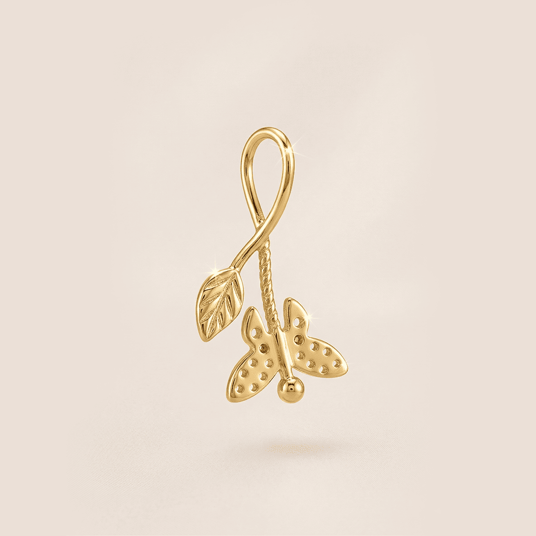 Enchanted Flora Diamond Pendant in 18K Yellow Gold