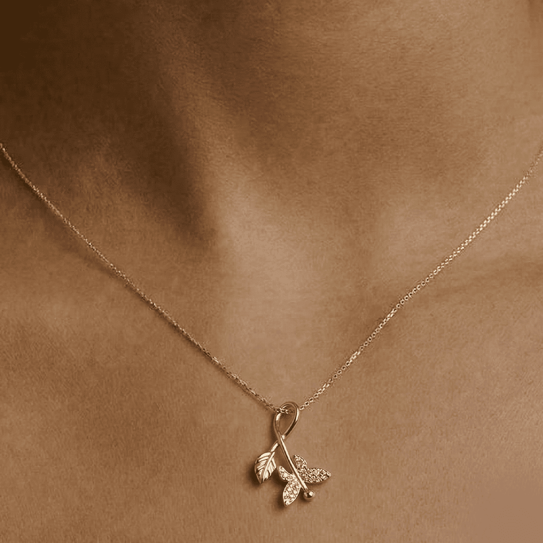 Enchanted Flora Diamond Pendant in 18K Yellow Gold